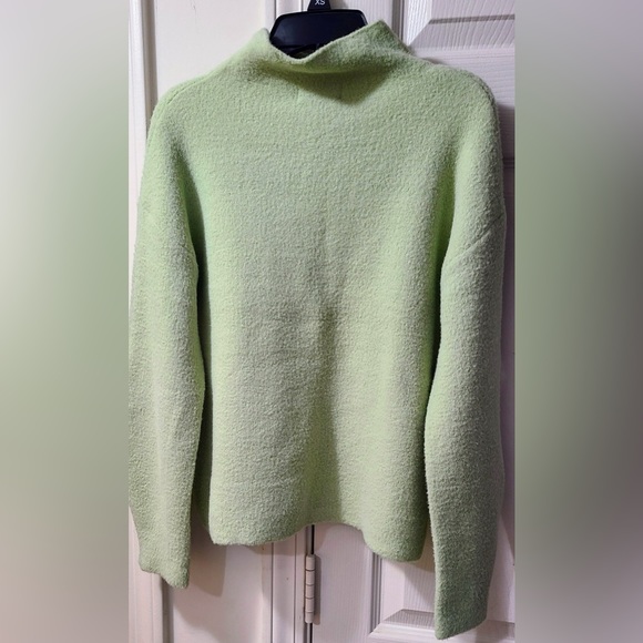 TAHARI WOMEN SWEATER SIZE XS MINT GREEN - Picture 1 of 5